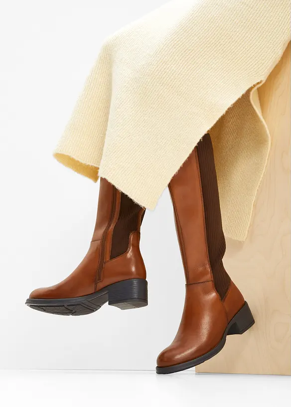 Stiefel aus Leder in braun - bonprix