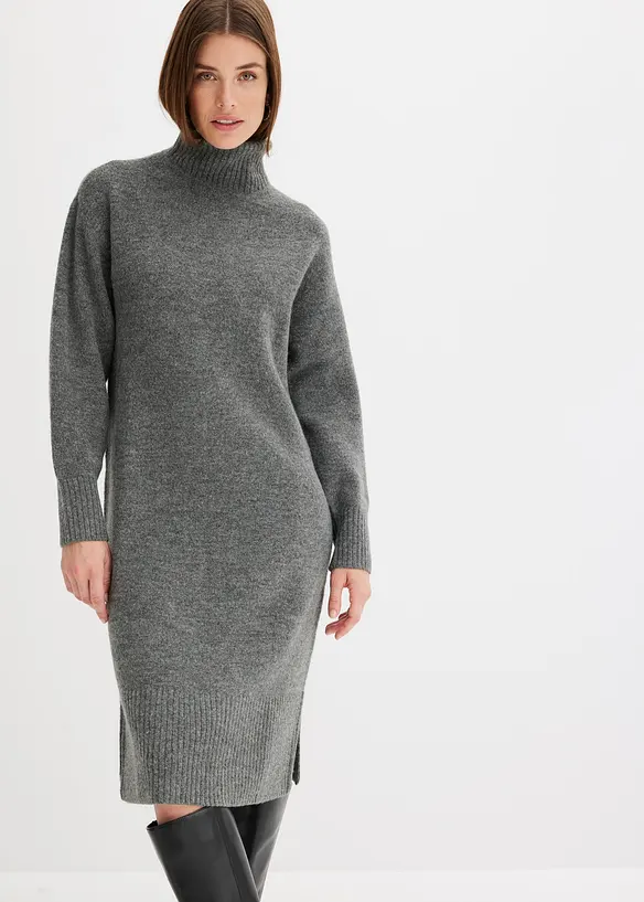 Strickkleid mit Schlitz in grau von vorne (Totalaufnahme) - bonprix