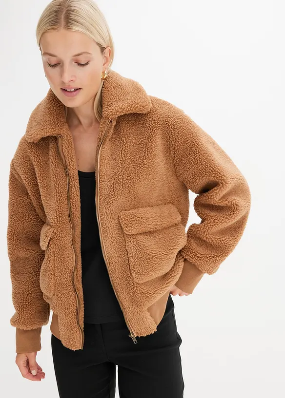 Oversized Teddy Jacke mit aufgesetzten Taschen in braun von vorne (im Anschnitt) - bonprix