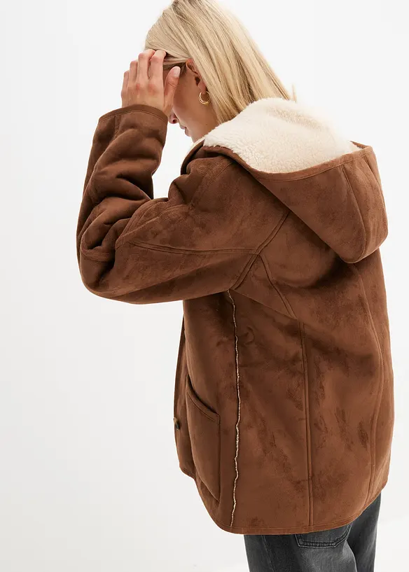 Shearling Jacke mit Kapuze in braun von hinten (im Anschnitt) - bonprix