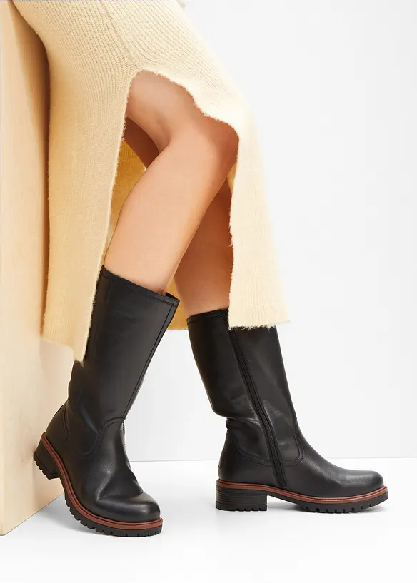 Stiefel in schwarz - bonprix Stiefel in schwarz - bonprix