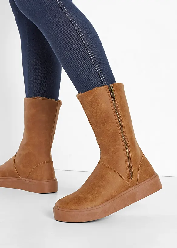 Winter Stiefel in braun von vorne - bonprix