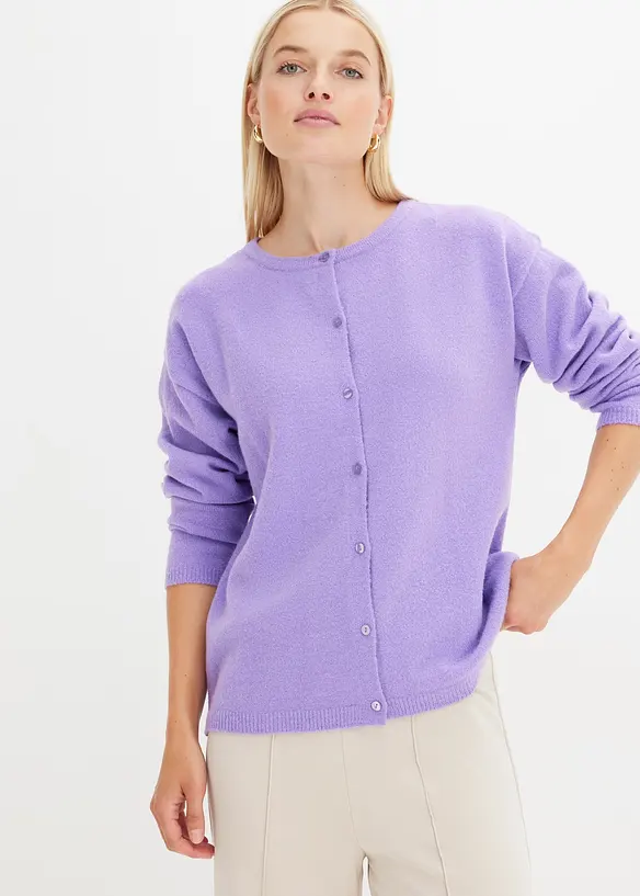Feinstrickjacke in lila von vorne (im Anschnitt) - bonprix