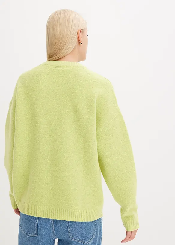 Oversize Strickpullover in grün von hinten (im Anschnitt) - bonprix