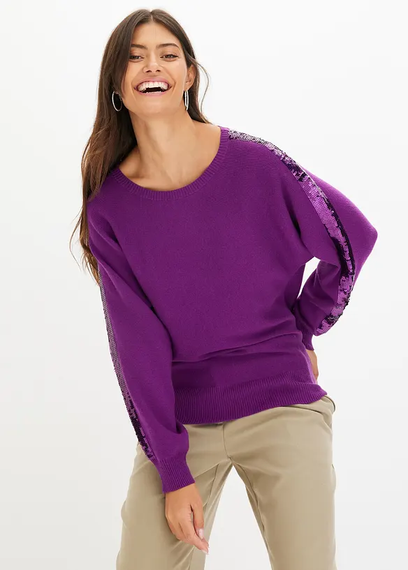 Feinstrickpullover mit Pailletten in lila von vorne (im Anschnitt) - bonprix