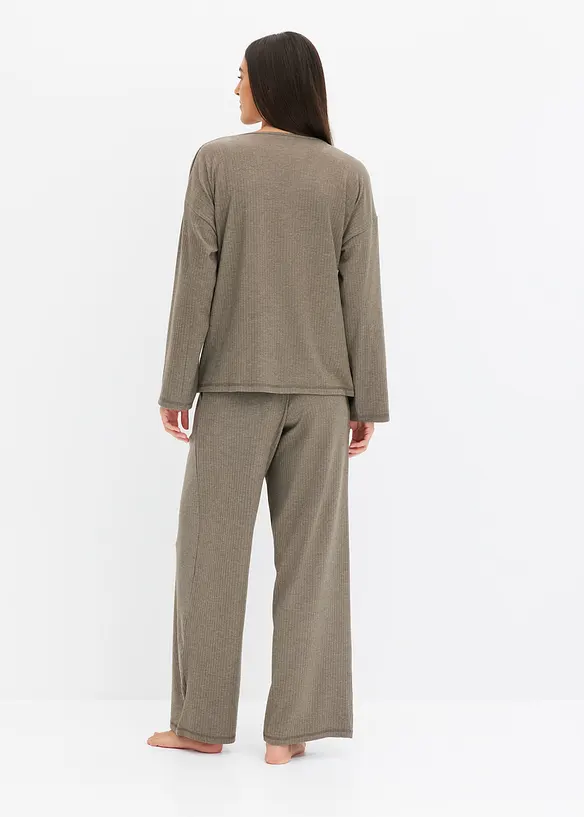 Oversized Loungewear Hausanzug aus weicher Rippe in braun von hinten (Totalaufnahme) - bonprix