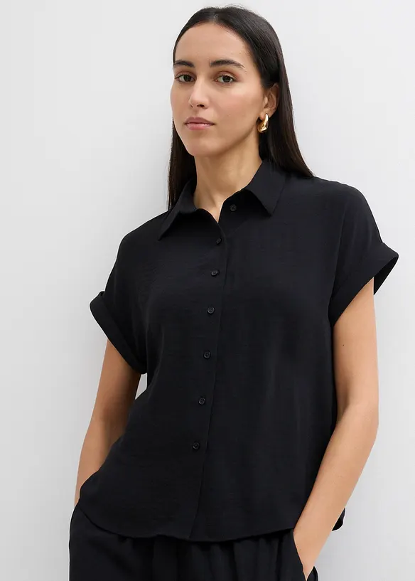 Oversized Bluse aus strukturiertem Crêpe in schwarz von vorne (im Anschnitt) - bonprix Oversized Bluse aus strukturiertem Crêpe in schwarz von vorne (im Anschnitt) - bonprix