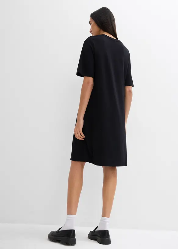 Shirtkleid in A-Linie aus Viskose-Mix in schwarz von hinten (Totalaufnahme) - bonprix