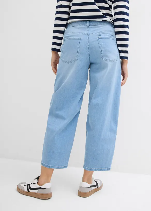 Ballon-Jeans Mid Waist, cropped in blau von hinten - bonprix