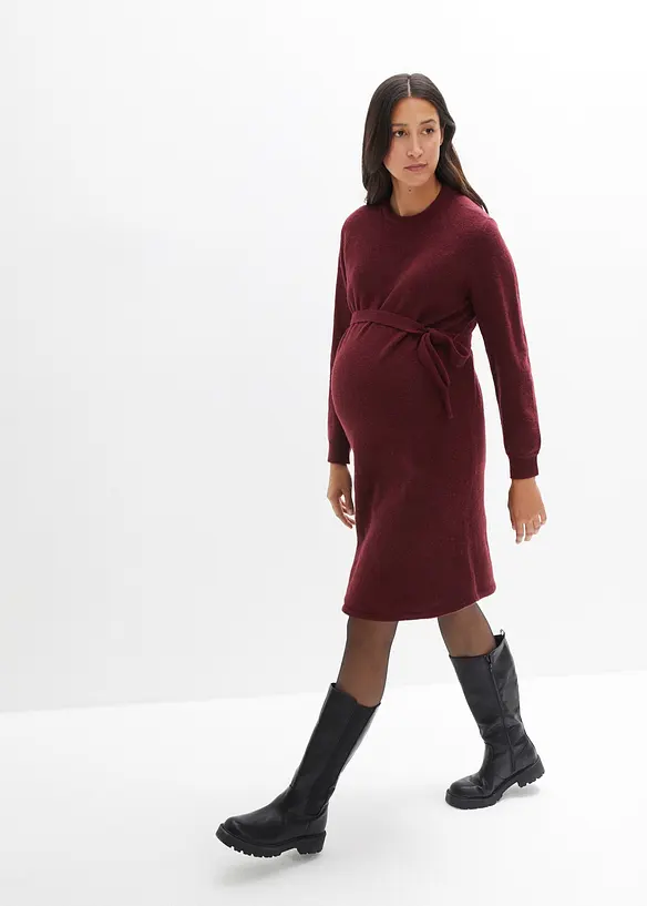 Umstandskleid aus flauschigem Strick in rot im Look von vorne (Totalaufnahme) - bonprix