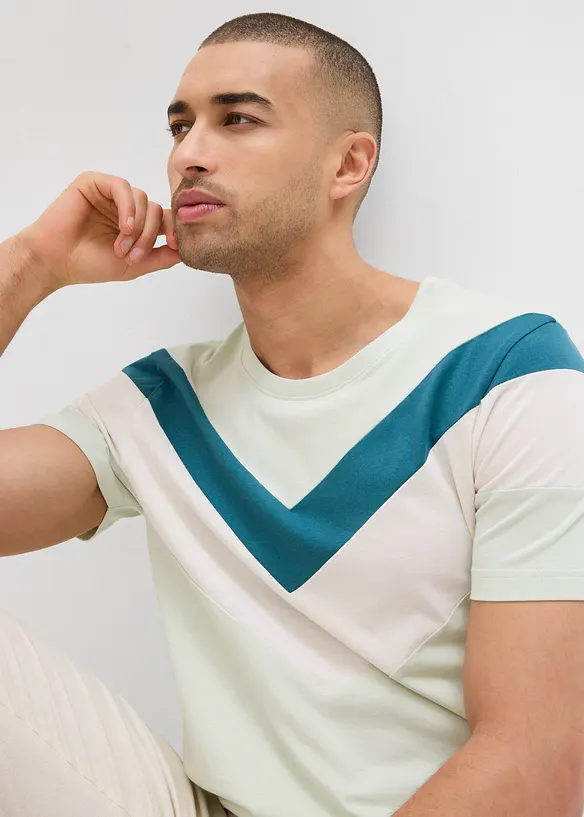 T-Shirt mit Bio Baumwolle, Slim Fit in petrol (Detailaufnahme) - bonprix