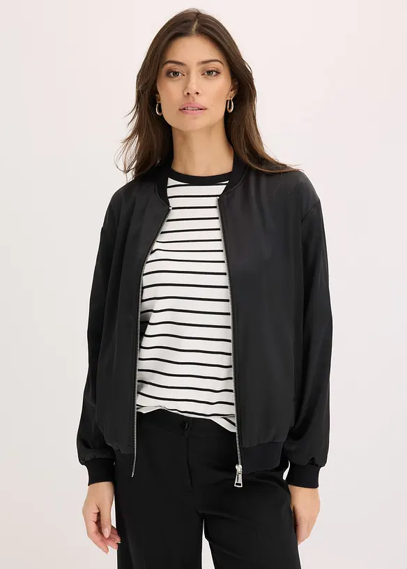Blouson aus fließendem Satin in schwarz von vorne (im Anschnitt) - bonprix