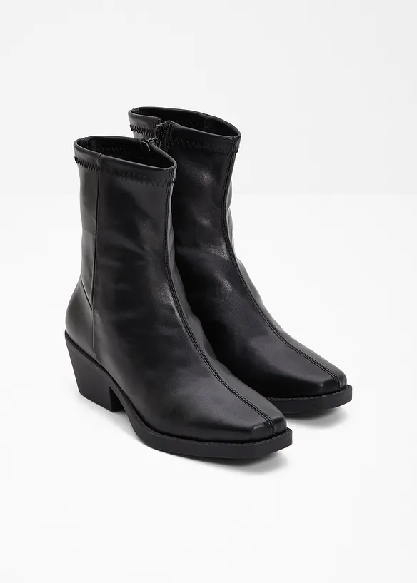 Boot in schwarz - bonprix