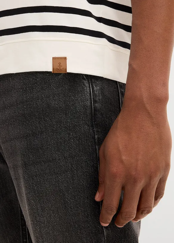 Poloshirt mit Bio-Baumwolle in weiß (Detailaufnahme) - bonprix