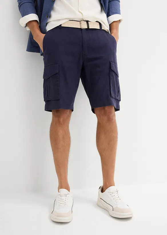 Regular Fit Cargo-Bermuda mit Gürtel aus luftigem Leinen-Mix in blau von vorne - bonprix