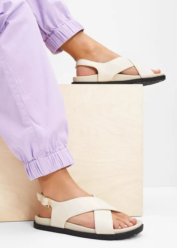 Sandalen mit bequemem Fußbett in beige - bonprix