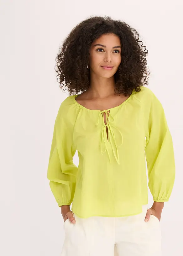 Bluse aus reiner Bio-Baumwolle in gelb von vorne (im Anschnitt) - bonprix