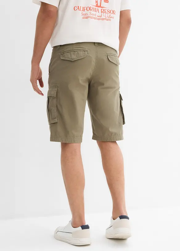 Cargo-Bermuda aus Baumwolle in Relaxed Fit in grün von hinten - bonprix