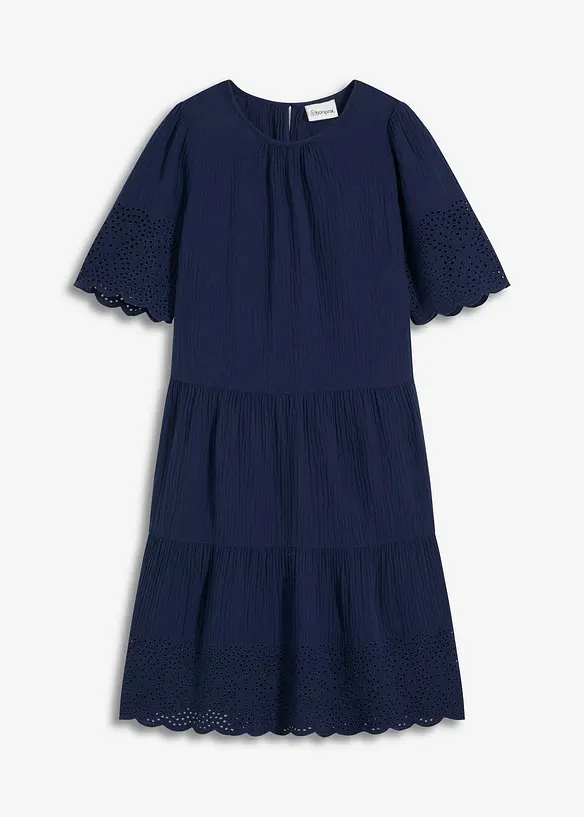 Kleid aus Musselin mit Lochstickerei in blau von vorne - bonprix Kleid aus Musselin mit Lochstickerei in blau von vorne - bonprix