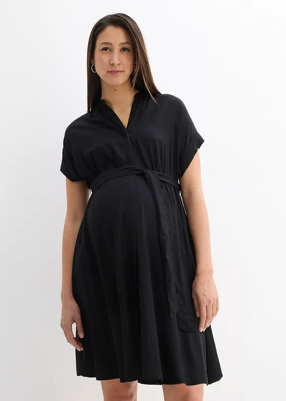 2-in-1 Umstands-Blusenkleid für die Schwangerschaft und danach in schwarz von vorne (Totalaufnahme) - bonprix
