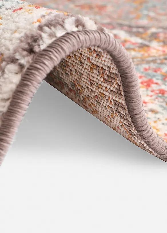 Teppich mit orientalischer Musterung in braun (Detailaufnahme) - bonprix