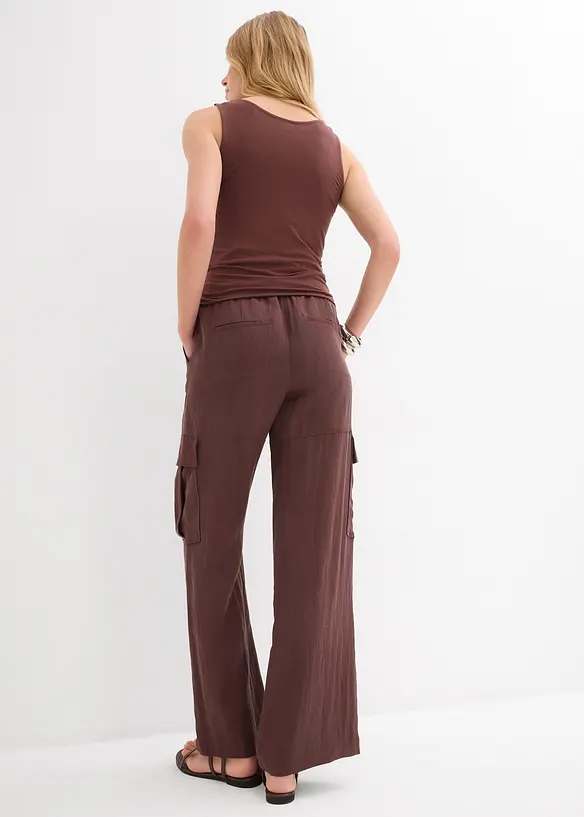 Cargohose aus fließendem Lyocell-Mix in braun von hinten - bonprix