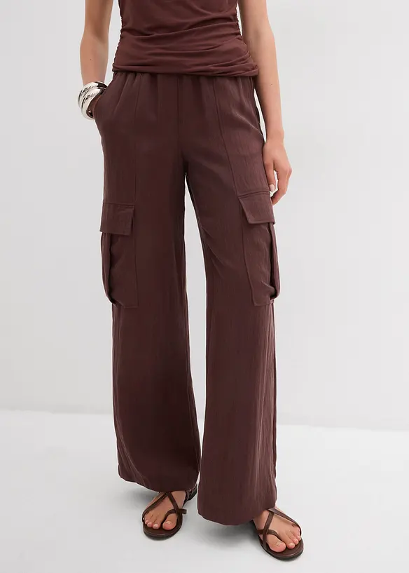 Cargohose aus fließendem Lyocell-Mix in braun von vorne - bonprix
