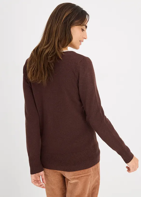 Basic Pullover mit recycelter Baumwolle in braun von hinten (im Anschnitt) - bonprix Basic Pullover mit recycelter Baumwolle in braun von hinten (im Anschnitt) - bonprix
