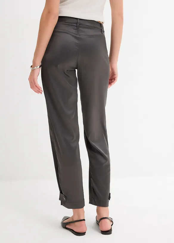 Barrel-Hose aus fließendem Satin in grau von hinten - bonprix Barrel-Hose aus fließendem Satin in grau von hinten - bonprix