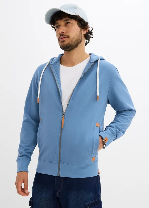 Kapuzen-Sweatjacke mit Lederimitat-Details in blau von vorne (im Anschnitt) - bonprix