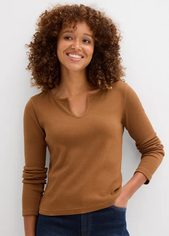 Kurzes Rippshirt mit reiner Bio-Baumwolle in braun von vorne (im Anschnitt) - bonprix
