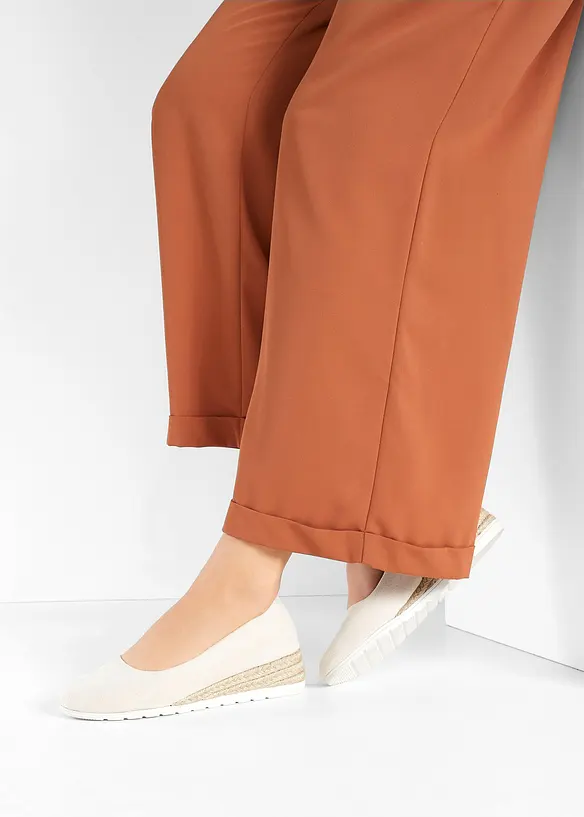 Keilpumps in Bastoptik in beige - bonprix