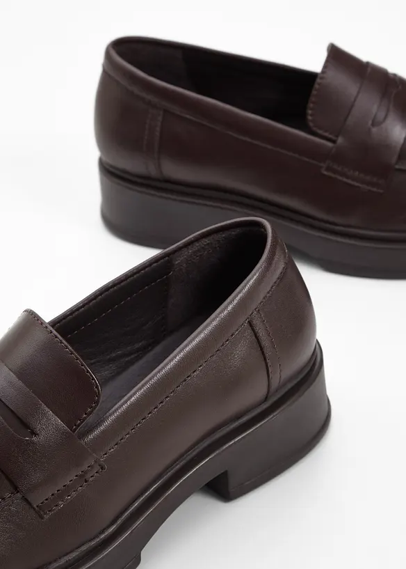 Loafer aus Leder in braun - bonprix