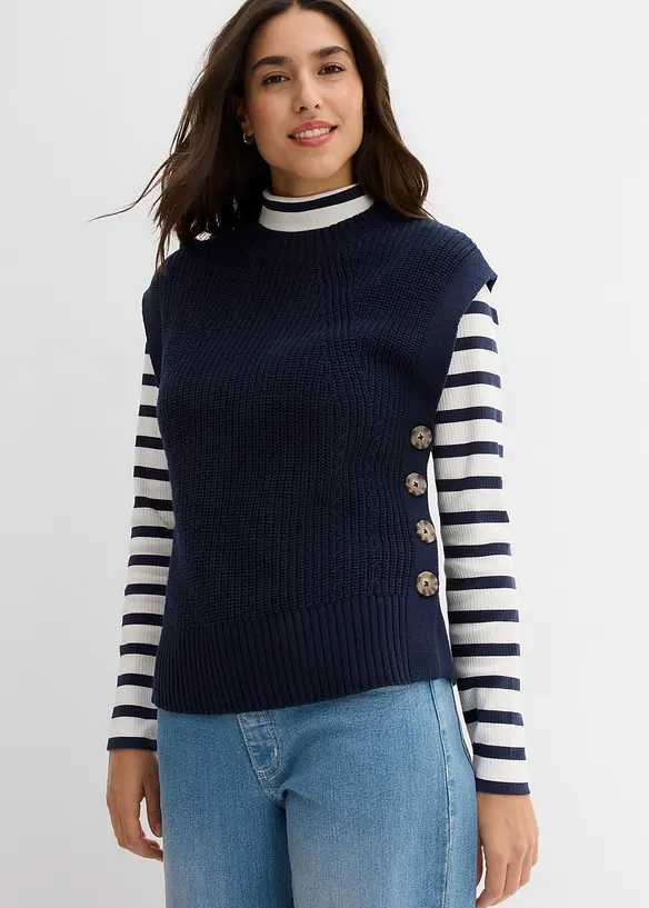 Strick-Pullunder in blau von vorne (im Anschnitt) - bonprix Strick-Pullunder in blau von vorne (im Anschnitt) - bonprix