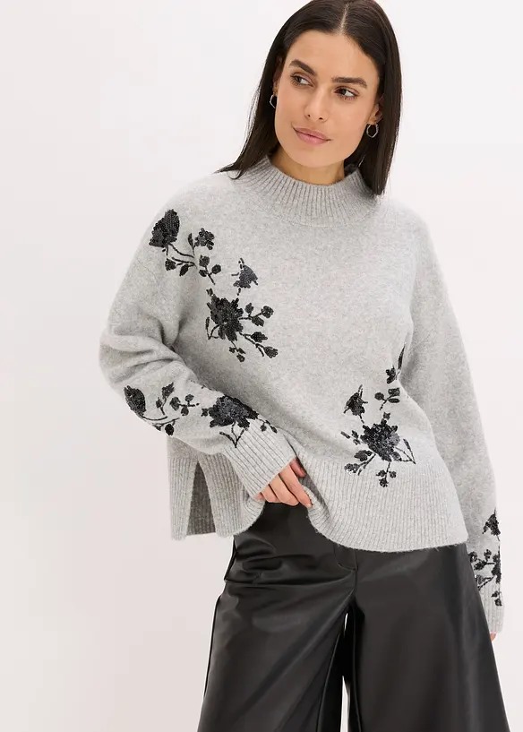 Pullover mit Paillettenstickerei in grau von vorne (im Anschnitt) - bonprix Pullover mit Paillettenstickerei in grau von vorne (im Anschnitt) - bonprix