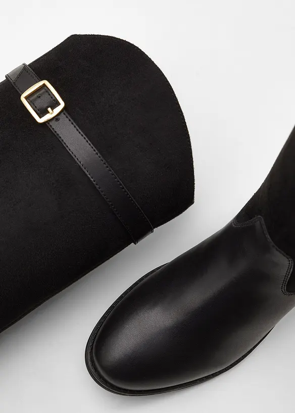 Weitschaftstiefel mit Schnalle in schwarz - bonprix