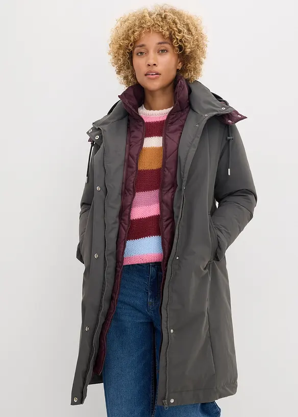 Wasserabweisende Outdoorjacke, 2in1-Optik in grau von vorne (im Anschnitt) - bonprix Wasserabweisende Outdoorjacke, 2in1-Optik in grau von vorne (im Anschnitt) - bonprix