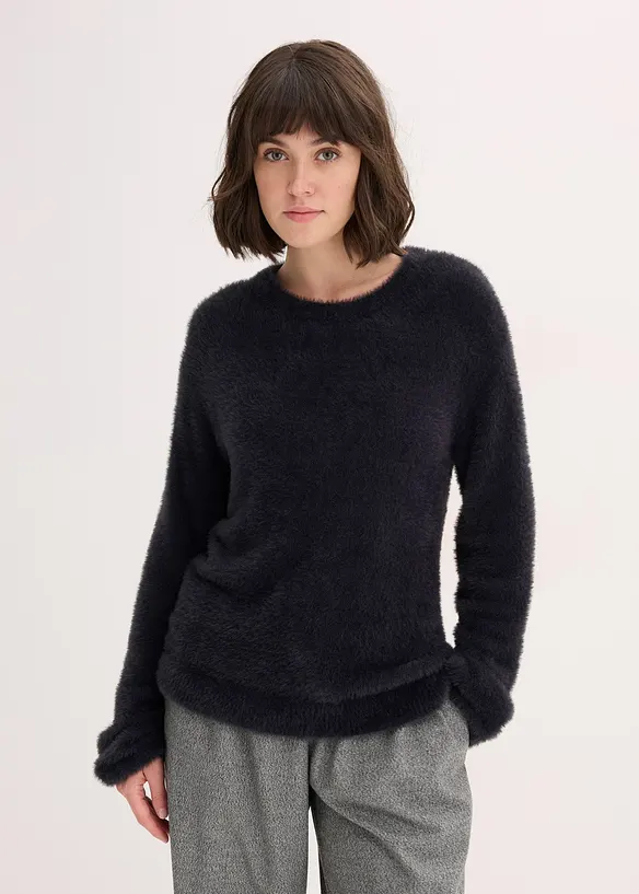 Pullover in Plüsch-Optik mit softer Viskose in schwarz von vorne (im Anschnitt) - bonprix Pullover in Plüsch-Optik mit softer Viskose in schwarz von vorne (im Anschnitt) - bonprix