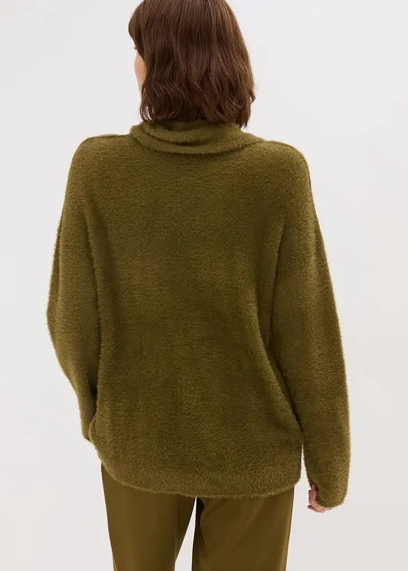 Oversize-Pullover mit Schal in grün von hinten (im Anschnitt) - bonprix