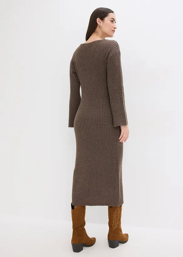 Strickkleid mit Schlitz in braun von hinten (Totalaufnahme) - bonprix Strickkleid mit Schlitz in braun von hinten (Totalaufnahme) - bonprix