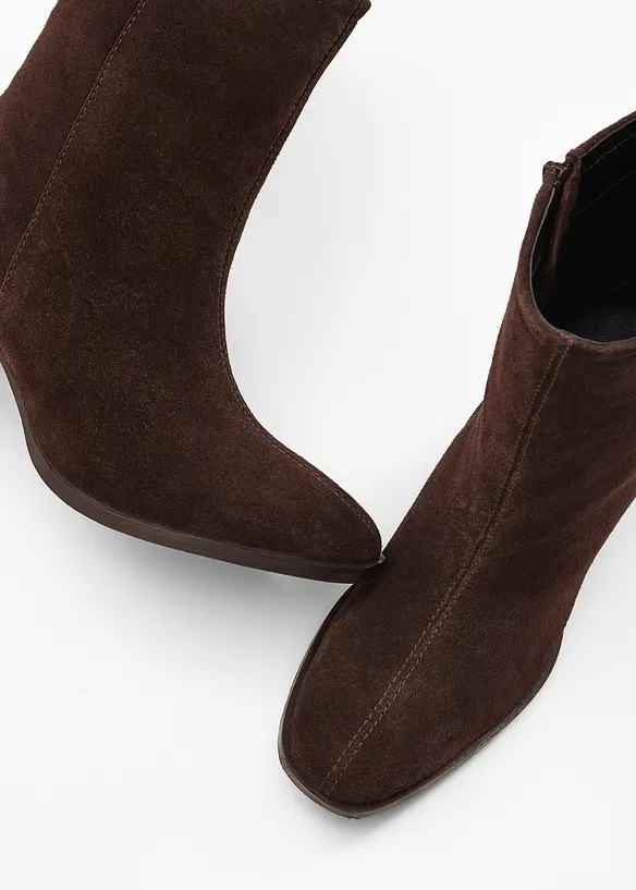 Stiefeletten aus Veloursleder in braun - bonprix
