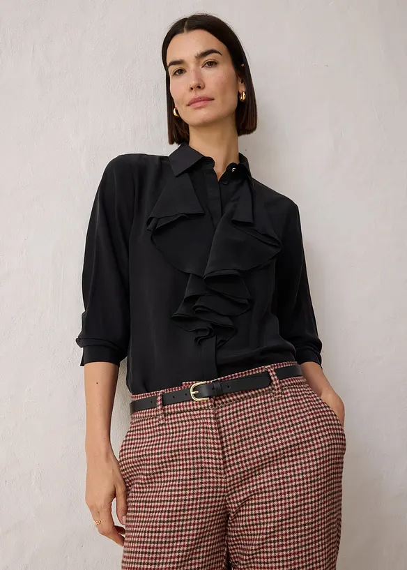 Ledergürtel in schwarz von vorne (im Anschnitt) - bonprix