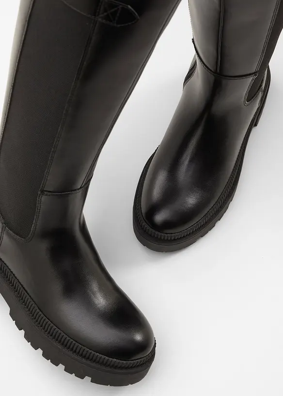 Gefütterter Plateau-Stiefel mit Stretch-Einsatz in schwarz - bonprix