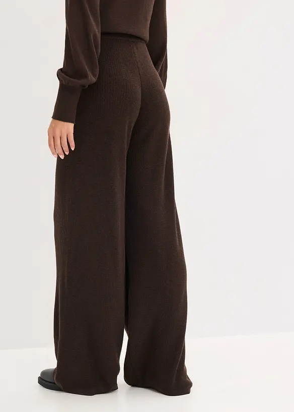 Feinstrickhose mit ausgestelltem Bein in braun von hinten - bonprix Feinstrickhose mit ausgestelltem Bein in braun von hinten - bonprix