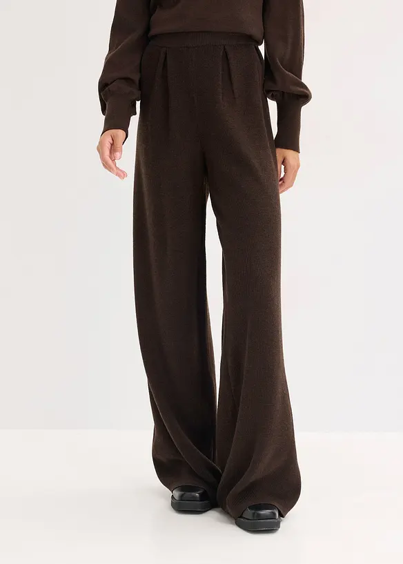 Feinstrickhose mit ausgestelltem Bein in braun von vorne - bonprix Feinstrickhose mit ausgestelltem Bein in braun von vorne - bonprix