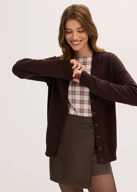 Longstrickjacke aus softem Viskose-Mix in braun von vorne (im Anschnitt) - bonprix Longstrickjacke aus softem Viskose-Mix in braun von vorne (im Anschnitt) - bonprix