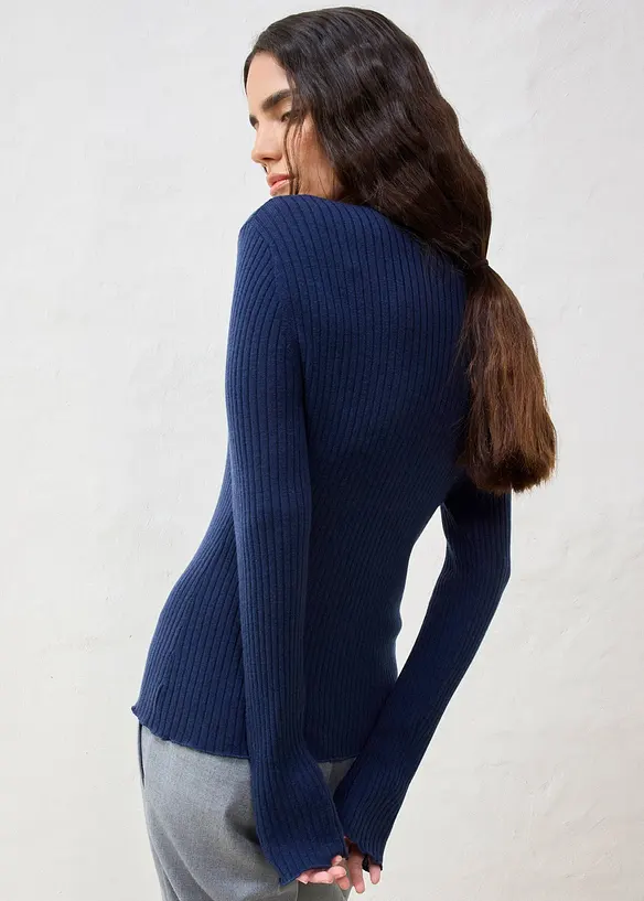 Pullover aus feiner Merinowolle in blau von hinten (im Anschnitt) - bonprix Pullover aus feiner Merinowolle in blau von hinten (im Anschnitt) - bonprix