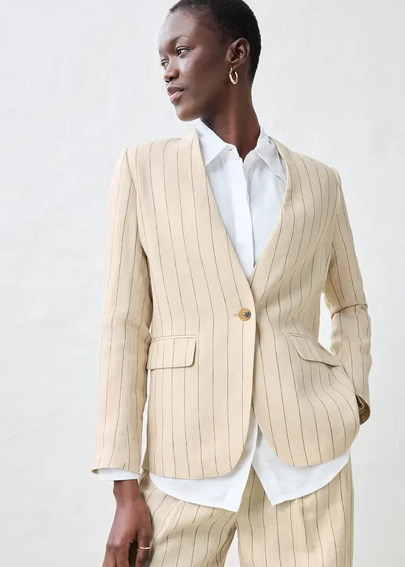 Kragenlose Blazerjacke aus reinem Leinen in beige von vorne (im Anschnitt) - bonprix
