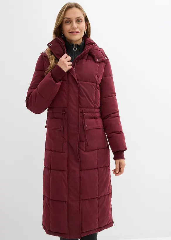 Wintermantel mit seitlichen Reißverschlüssen in rot von vorne (Totalaufnahme) - bonprix