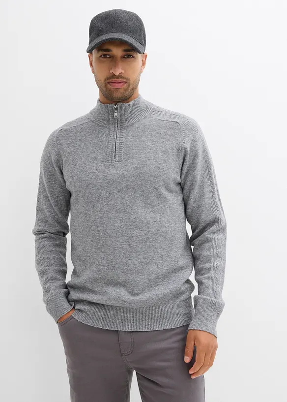 Feinstrickpullover in Regular Fit in grau von vorne (im Anschnitt) - bonprix